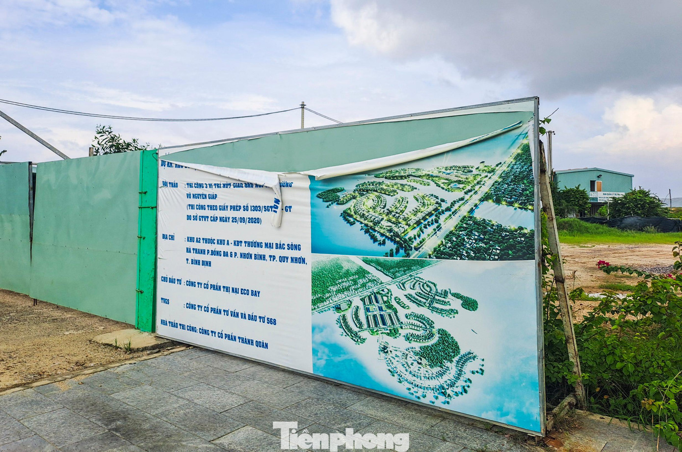 Liên quan đến dự án, mới đây, tỉnh Bình Định có văn bản giao Cục Thuế tỉnh kiểm tra, rà soát và đôn đốc nhà đầu tư khẩn trương thực hiện nghĩa vụ tài chính đối với dự án Khu du lịch sinh thái Đầm Thị Nại theo đúng quy định. Trường hợp, nhà đầu tư không thực hiện nghĩa vụ tài chính theo quy định, tham mưu, đề xuất UBND tỉnh xử lý theo đúng quy định của pháp luật hiện hành. Ảnh: T.Đ