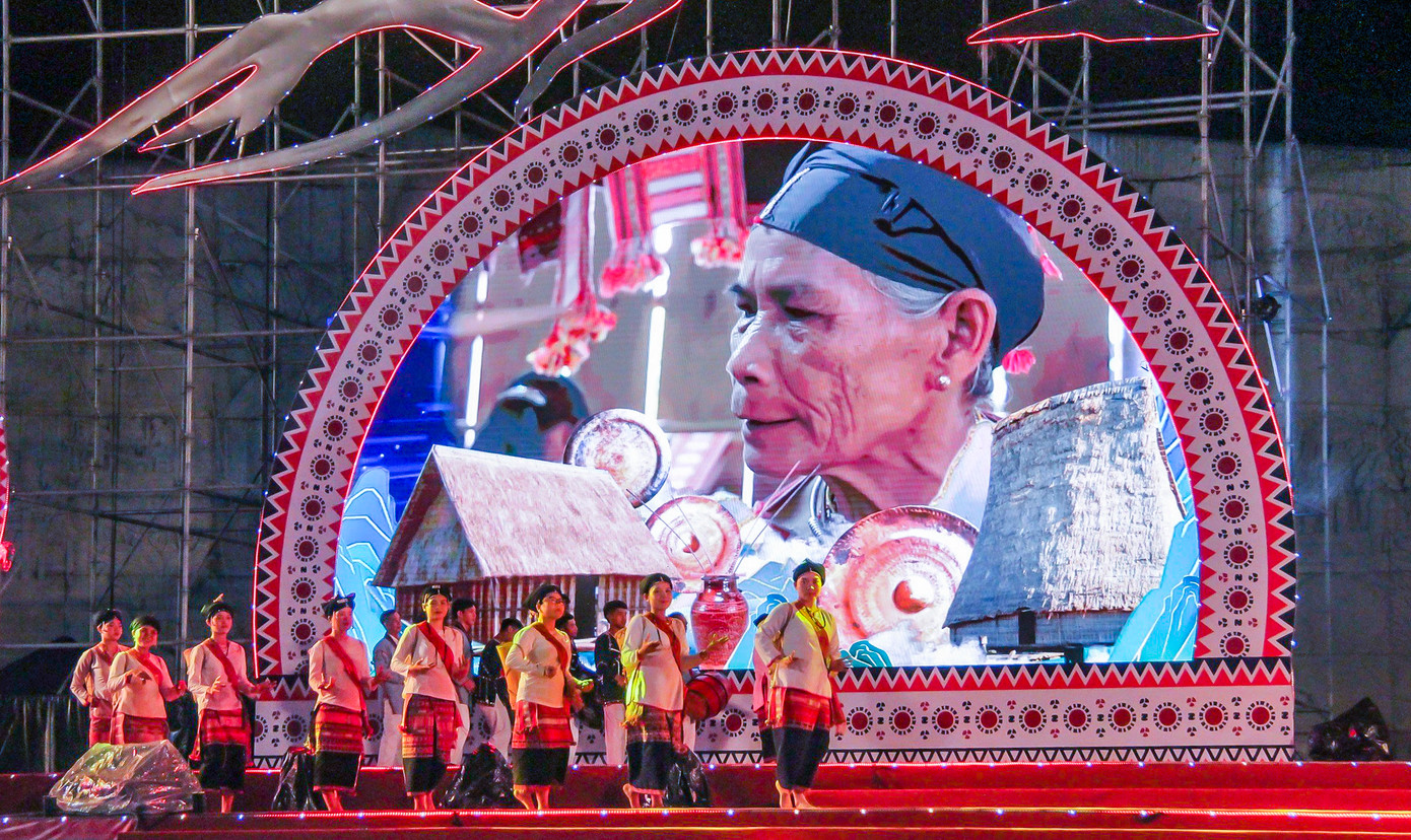 Bình Định là nơi hội tụ và giao thoa văn hóa... (Ảnh: T.Đ) Bình Định là nơi hội tụ và giao thoa văn hóa... (Ảnh: T.Đ)