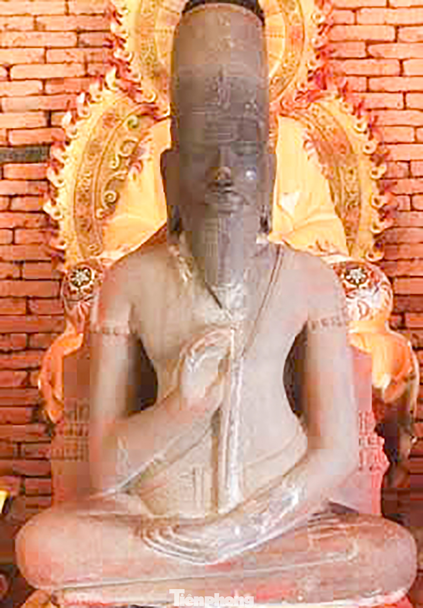 Tượng Phật Lồi hiện thờ tự tại chùa Linh Sơn, ở thôn Hội Thành, xã Nhơn Hội (TP. Quy Nhơn) là tượng thần Shiva - một tác phẩm điêu khắc nghệ thuật Chămpa, có niên đại thế kỷ XV. Tượng được công nhận bảo vật quốc gia vào năm 2018. Ảnh: Bảo tàng Bình Định.