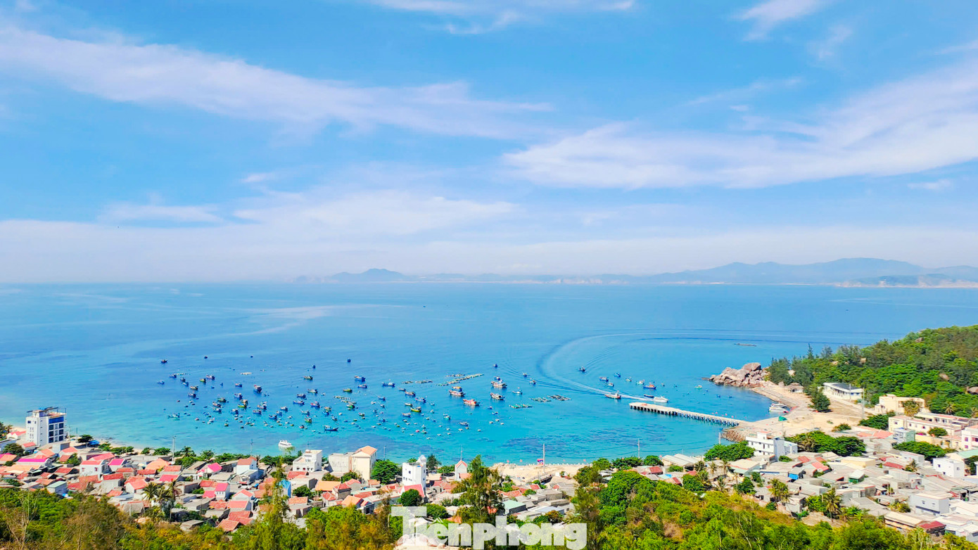 Xã đảo Nhơn Châu hay còn gọi là Cù Lao Xanh. Ảnh: Trương Định.