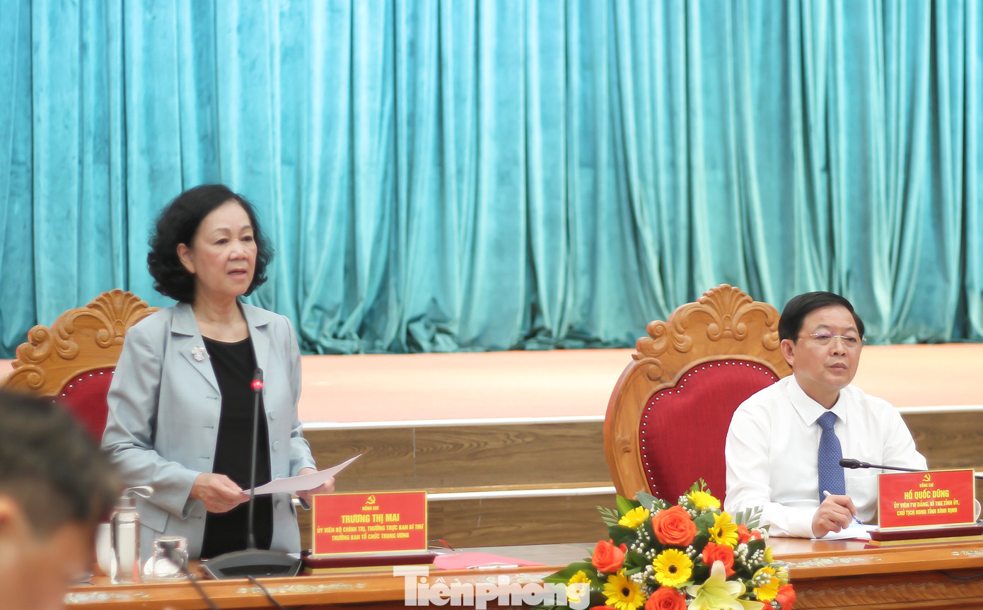 Thường trực Ban Bí thư, Trưởng Ban tổ chức Trung ương Trương Thị Mai phát biểu chỉ đạo tại buổi làm việc. Ảnh: Trương Định