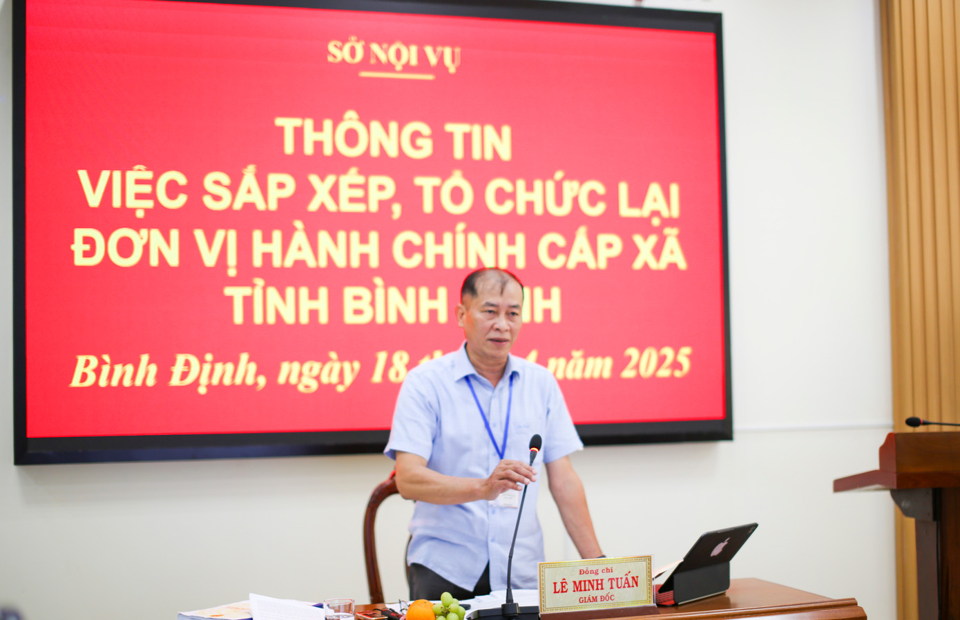 Ông Lê Minh Tuấn - Giám đốc Sở Nội vụ tỉnh Bình Định. Ảnh: Trương Định