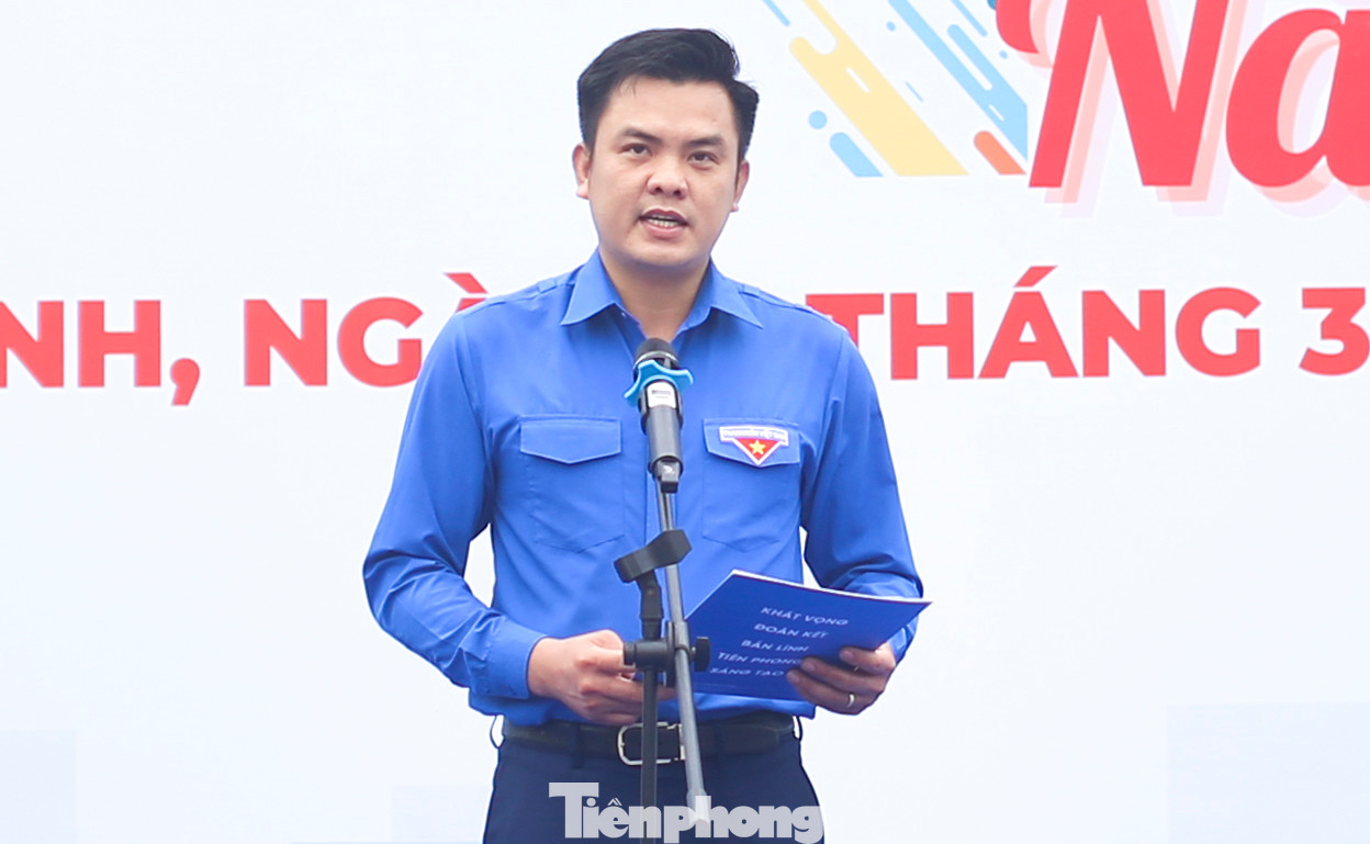 Anh Phạm Hồng Hiệp phát biểu tại buổi lễ. Ảnh: Trương Định Anh Phạm Hồng Hiệp phát biểu tại buổi lễ. Ảnh: Trương Định