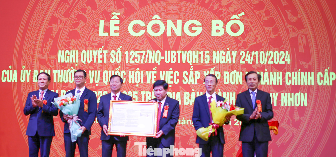 Lễ công bố. Ảnh: Trương Định Lễ công bố. Ảnh: Trương Định