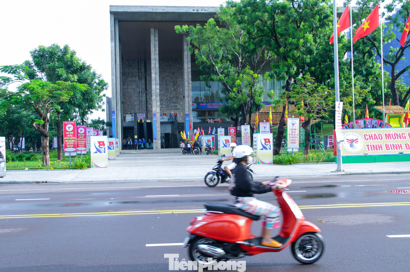 Trung tâm Hội nghị tỉnh Bình Định nơi diễn ra Đại hội. - Ảnh: Trương Định