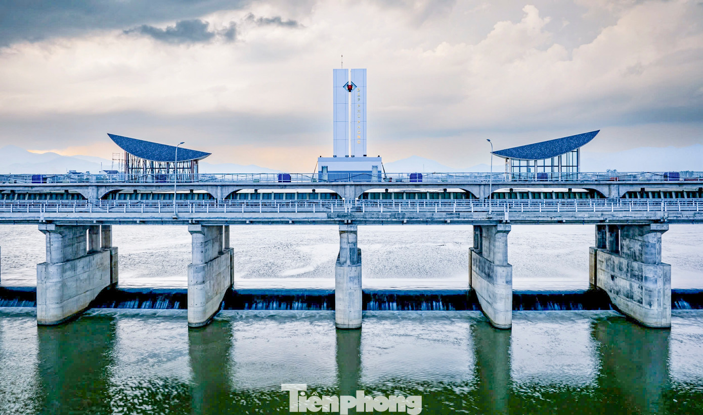 "Đây được xem là một công trình điểm nhấn của huyện Tây Sơn", ông Hùng chia sẻ. Ảnh: Dũng Nhân.