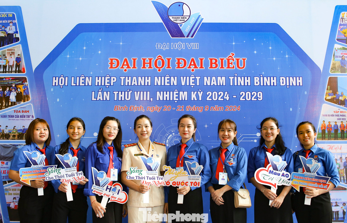Khẩu hiệu hành động “Thanh niên Bình Định Đoàn kết - Khát vọng - Sáng tạo - Phát triển”. Ảnh: Trương Định