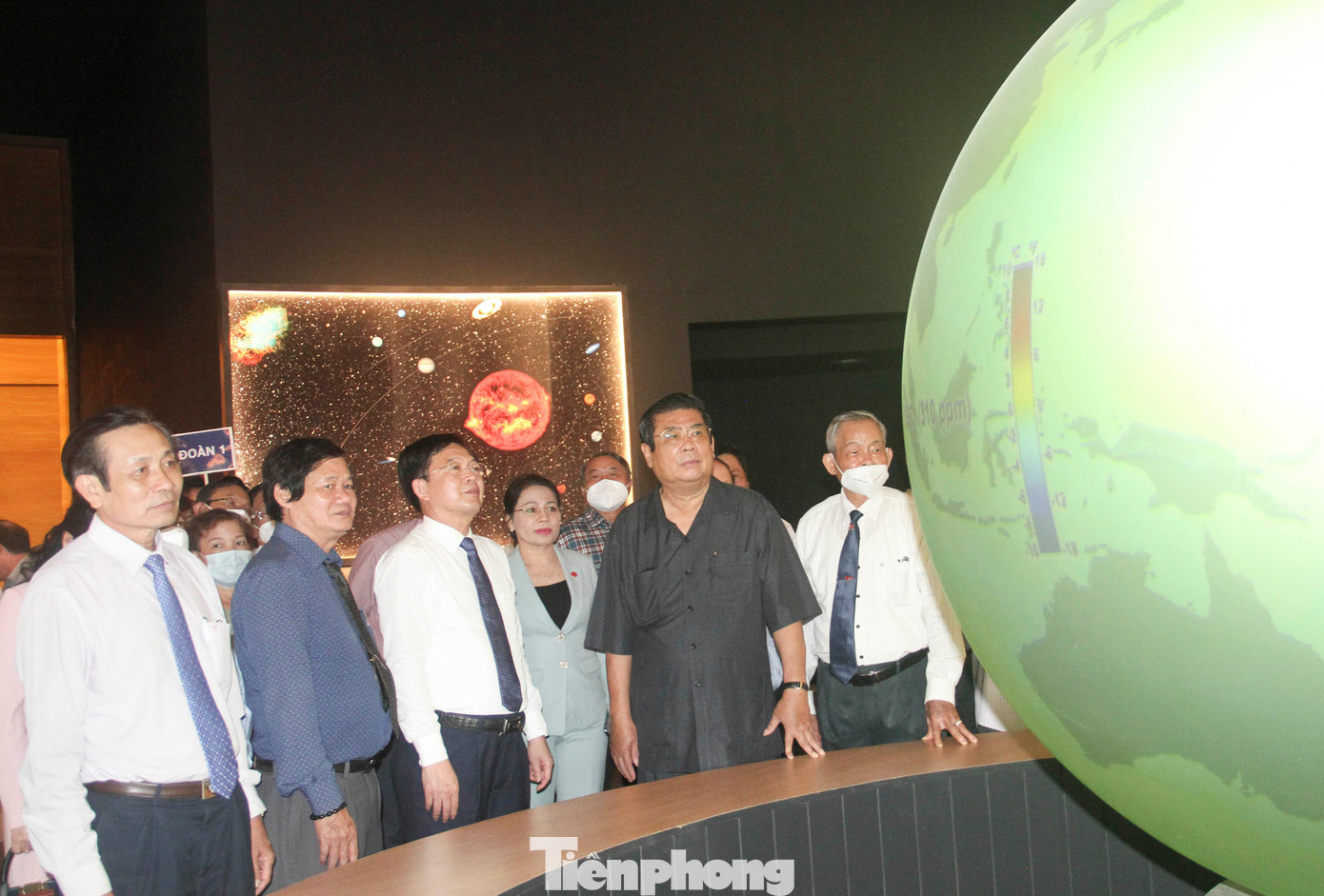 Lãnh đạo tỉnh Bình Định tham quan Tổ hợp không gian khoa học. Ảnh: T.Đ Lãnh đạo tỉnh Bình Định tham quan Tổ hợp không gian khoa học. Ảnh: T.Đ