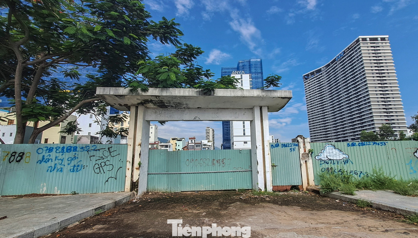 Theo đó, hình thức sử dụng đất là Nhà nước cho thuê đất thu tiền thuê đất một lần cho cả thời gian thuê thông qua hình thức đấu giá quyền sử dụng đất. Thời hạn sử dụng đất là 50 năm. (Ảnh: Trương Định).