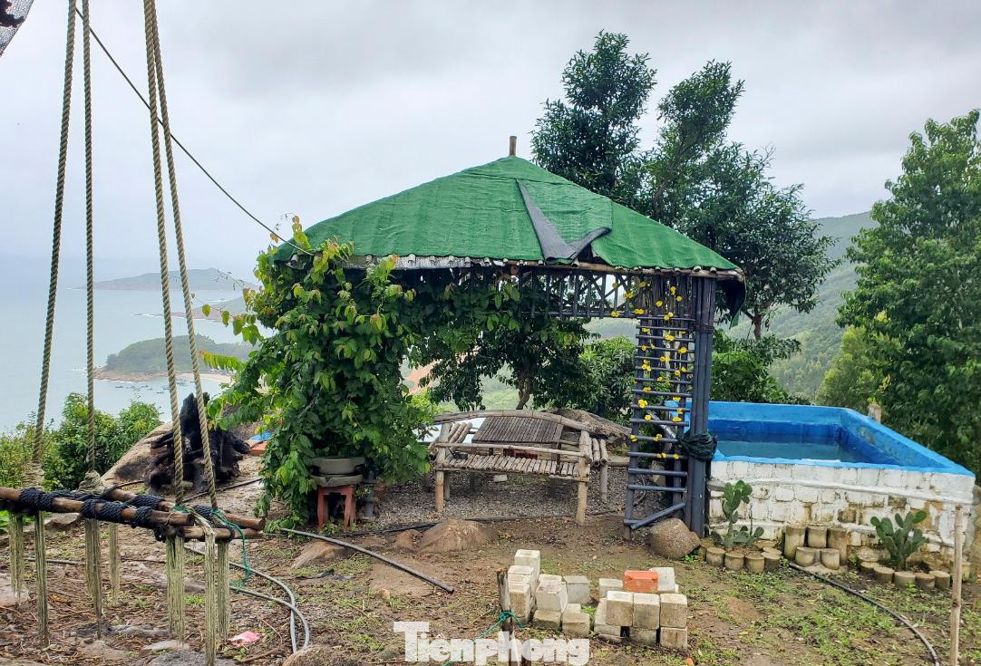 Lãnh đạo TP Quy Nhơn yêu cầu phường này khẩn trương hoàn chỉnh lại báo cáo, trong đó làm rõ trách nhiệm của các tổ chức, cá nhân có liên quan để xảy ra các trường hợp vi phạm nêu trên mà không có biện pháp xử lý kịp thời. Ảnh: Trương Định