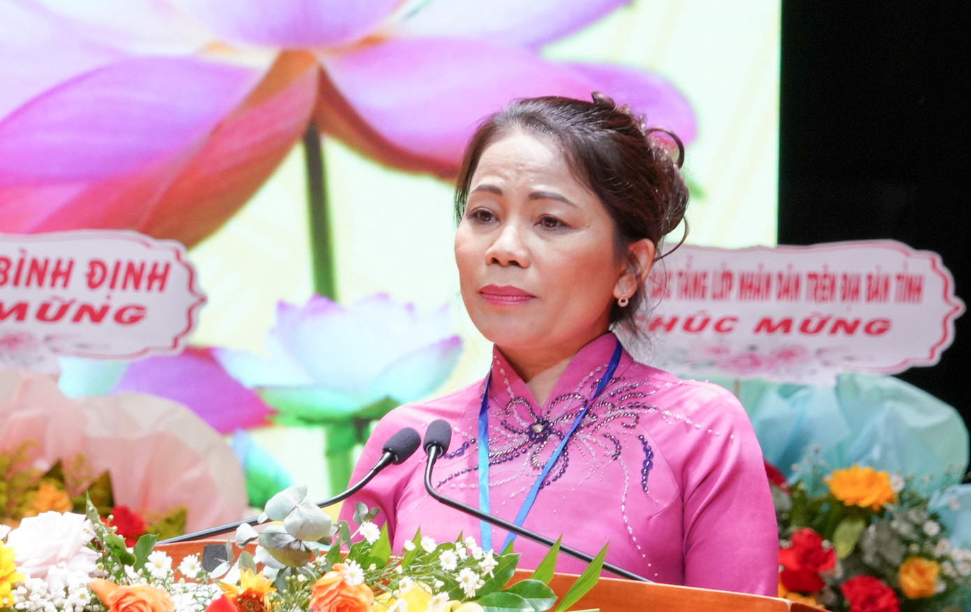 Bà Nguyễn Thị Phong Vũ. Bà Nguyễn Thị Phong Vũ.