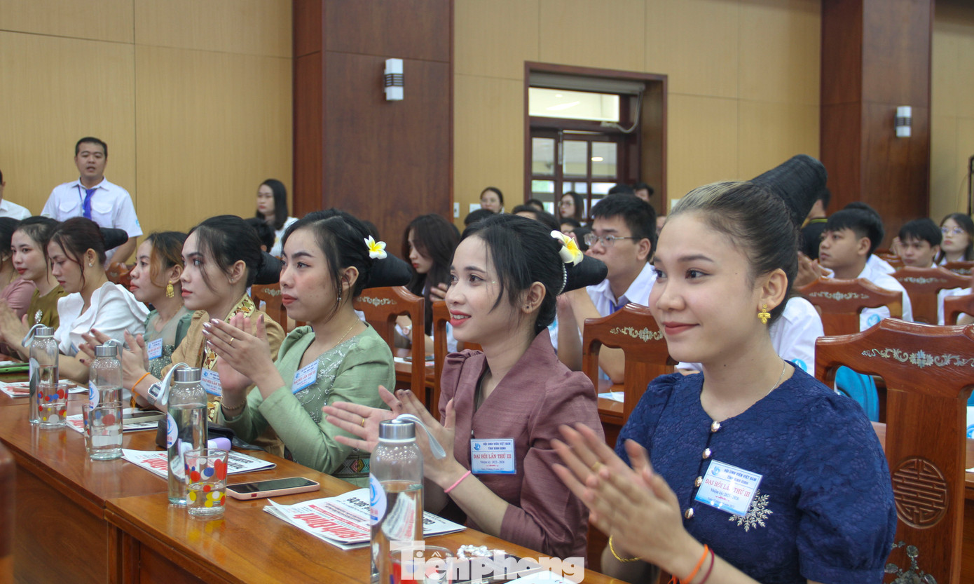 Đoàn Đại biểu Sinh viên Lào dự Đại hội. Ảnh: Trương Định Đoàn Đại biểu Sinh viên Lào dự Đại hội. Ảnh: Trương Định