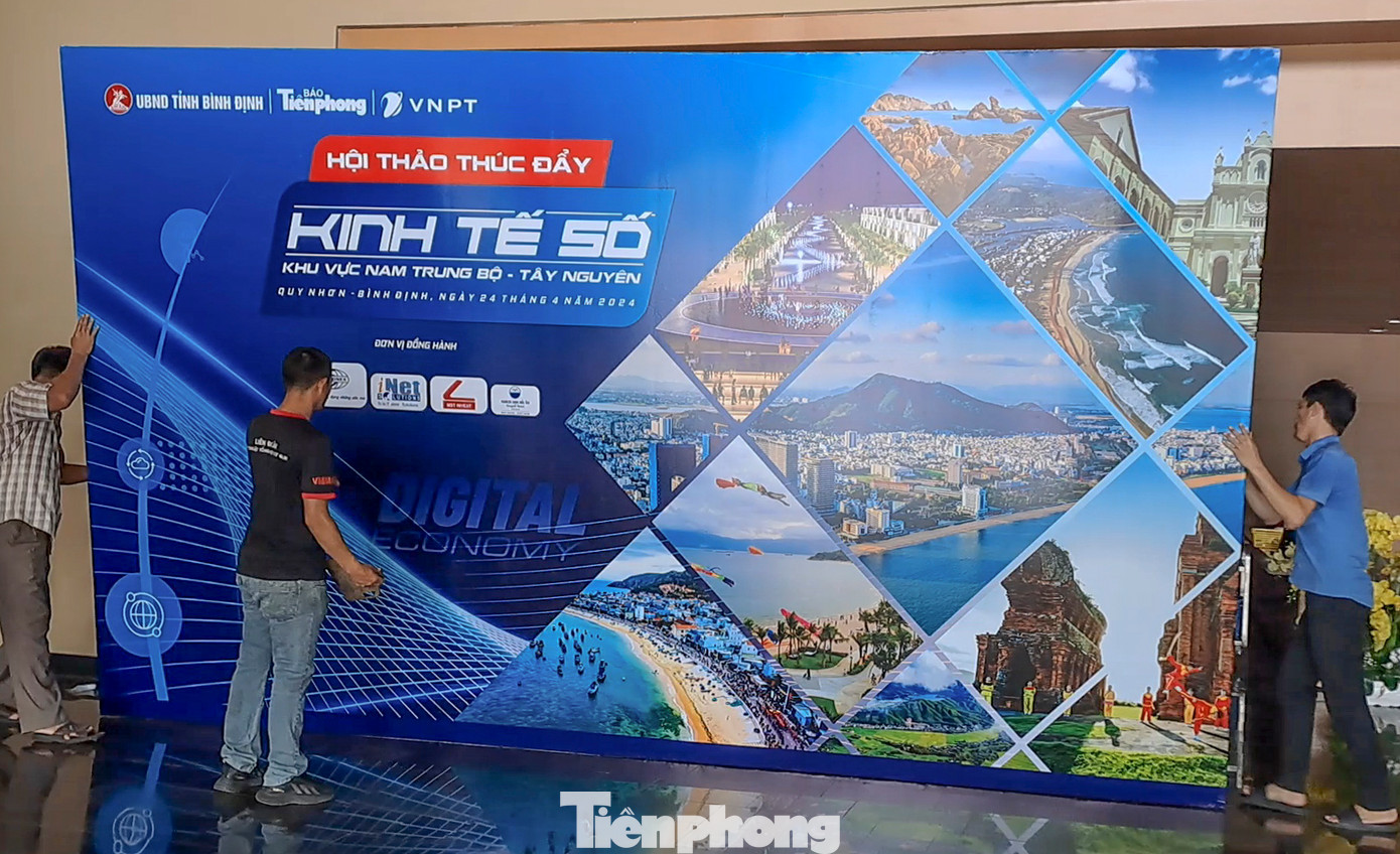 Trong sáng 23/4, mọi công tác chuẩn bị cho hội thảo cơ bản hoàn thiện.