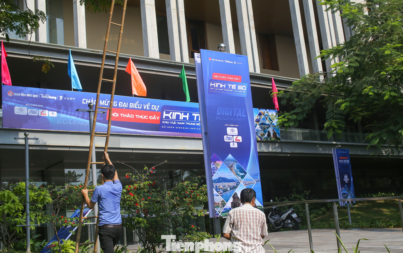 Trong sáng 23/4, mọi công tác chuẩn bị cho hội thảo cơ bản hoàn thiện.