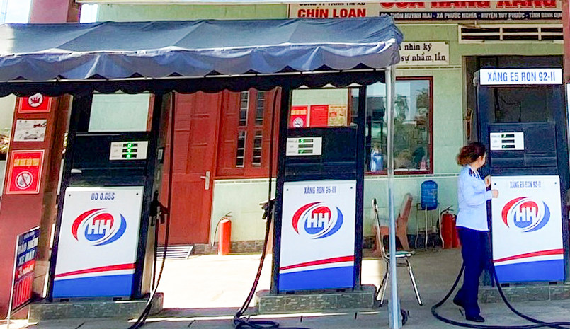 Bình Định kiểm tra 55 doanh nghiệp kinh doanh bán lẻ xăng dầu. Ảnh: QLTT Bình Định.