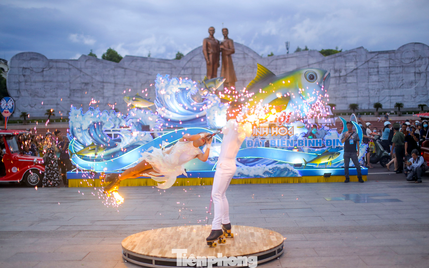 Những tiết mục hay, đẹp mắt. Ảnh: Trương Định.