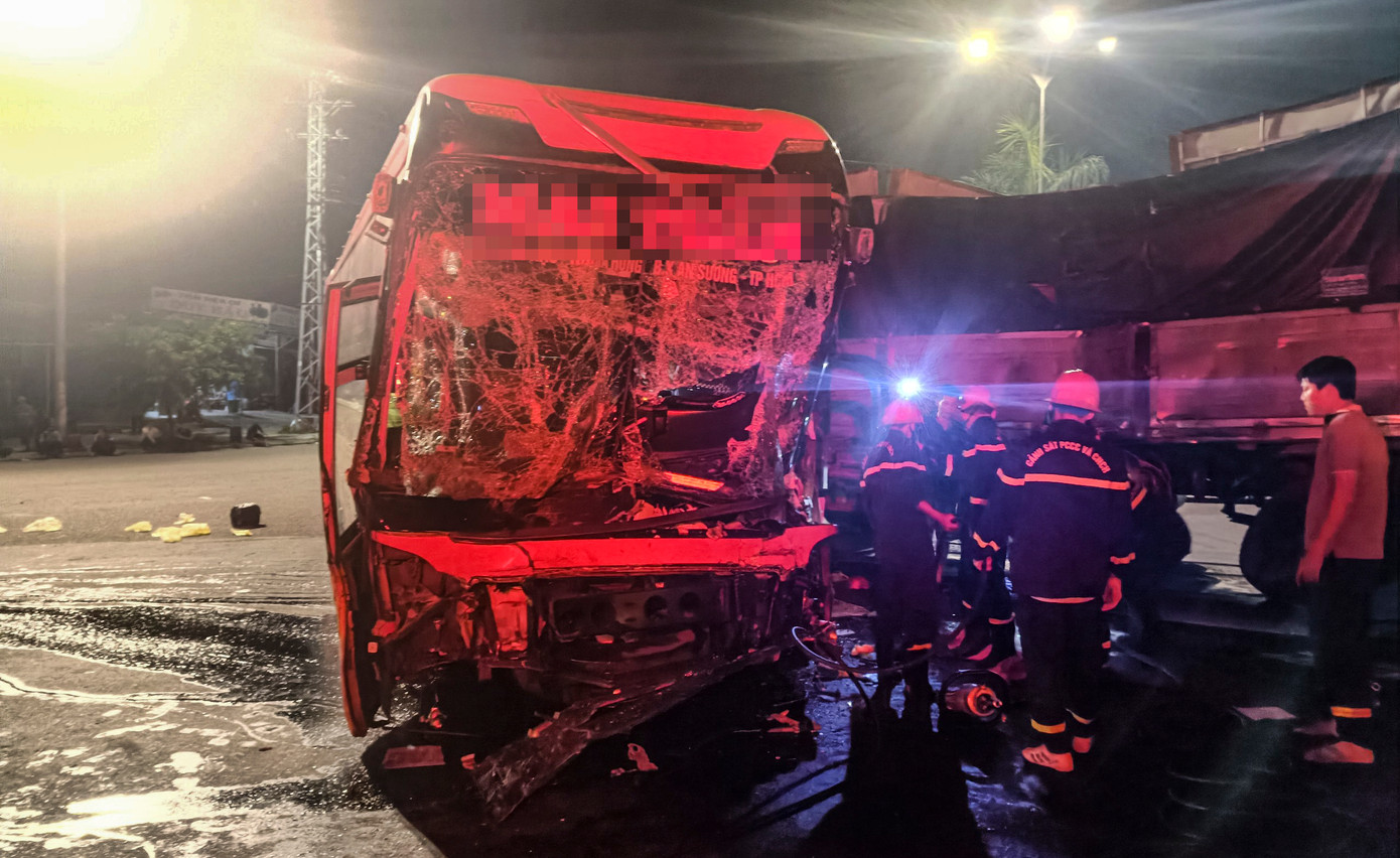 Hiện trường vụ tai nạn giao thông. Hiện trường vụ tai nạn giao thông.