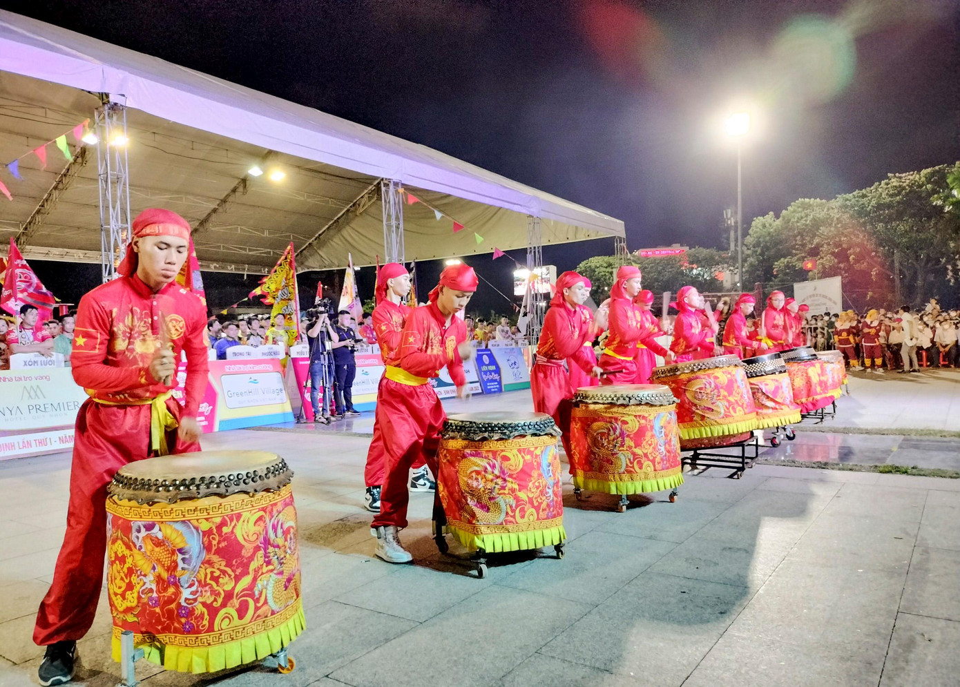 Trong hai ngày 26 và 27/8, tại Quảng trường Nguyễn Tất Thành (TP Quy Nhơn) đã diễn ra Liên hoan lân, sư, rồng Đất Võ Quy Nhơn - Bình Định lần thứ I - năm 2022. Ảnh: Quỳnh Trang