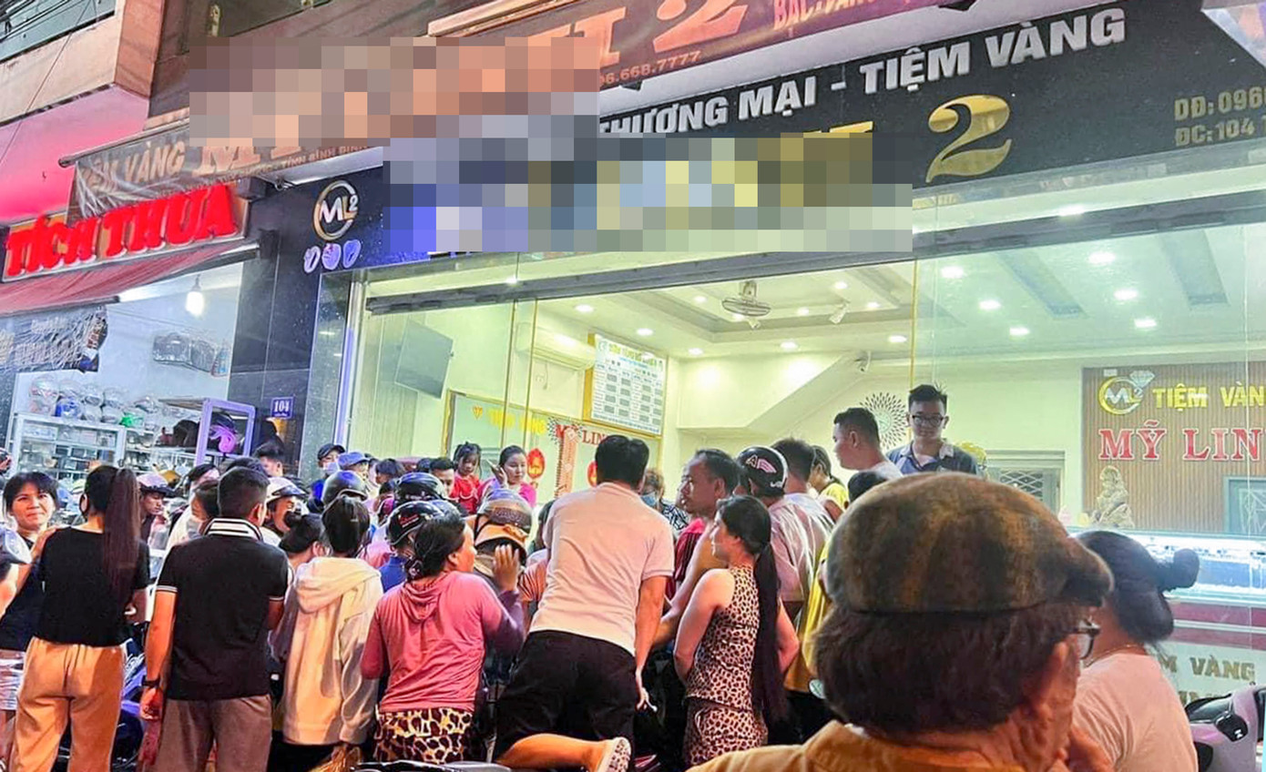 Tiệm vàng nơi xảy ra vụ việc. (Ảnh: Đỗ Thạch) Tiệm vàng nơi xảy ra vụ việc. (Ảnh: Đỗ Thạch)