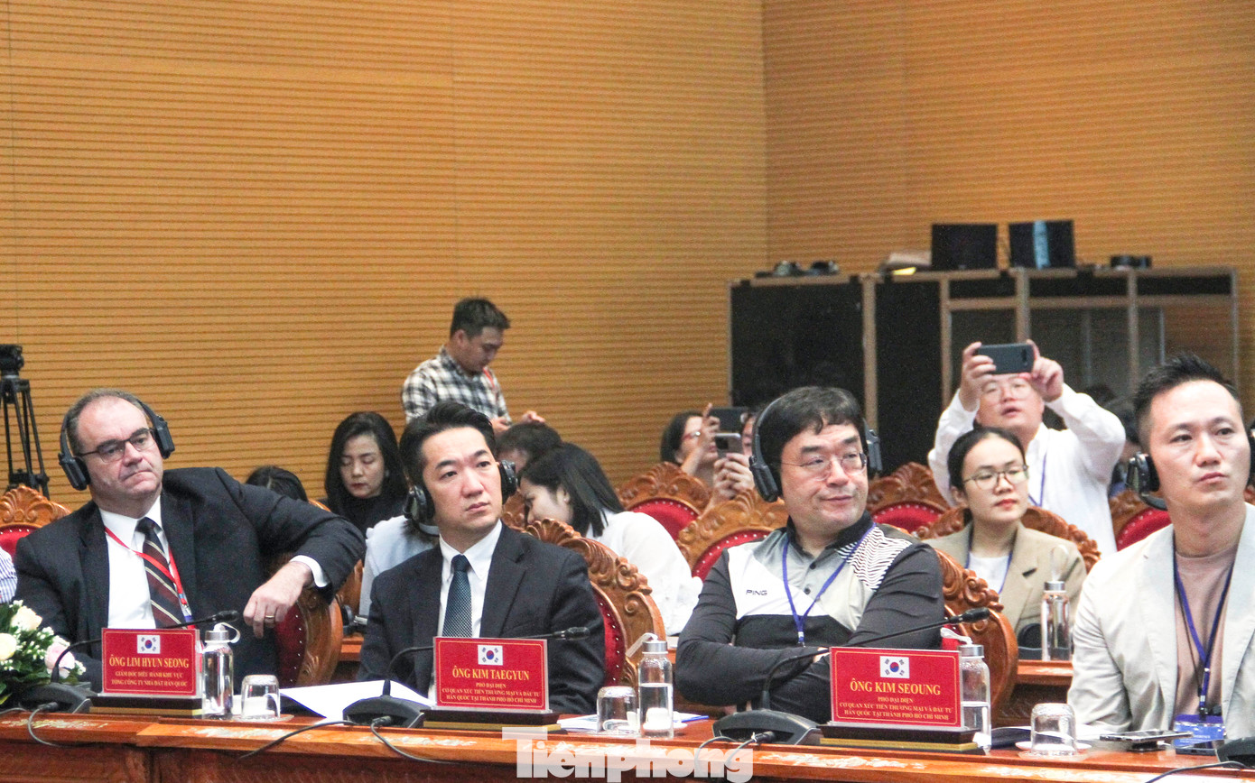 Đại biểu các nước tham dự Hội nghị. (Ảnh: Trương Định).