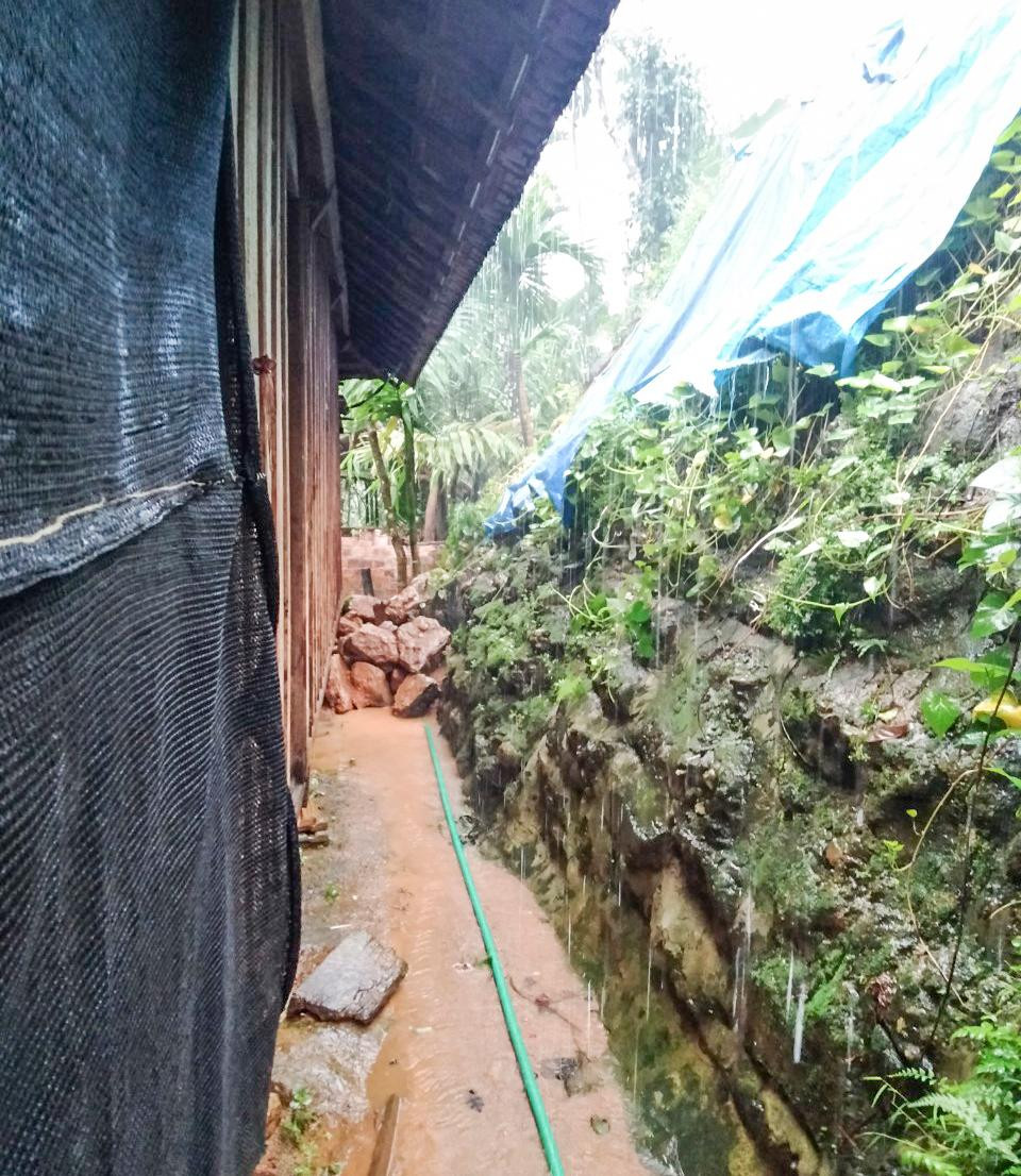 Hiện miền núi An Lão xảy ra sạt lở sau mưa lớn. A.B