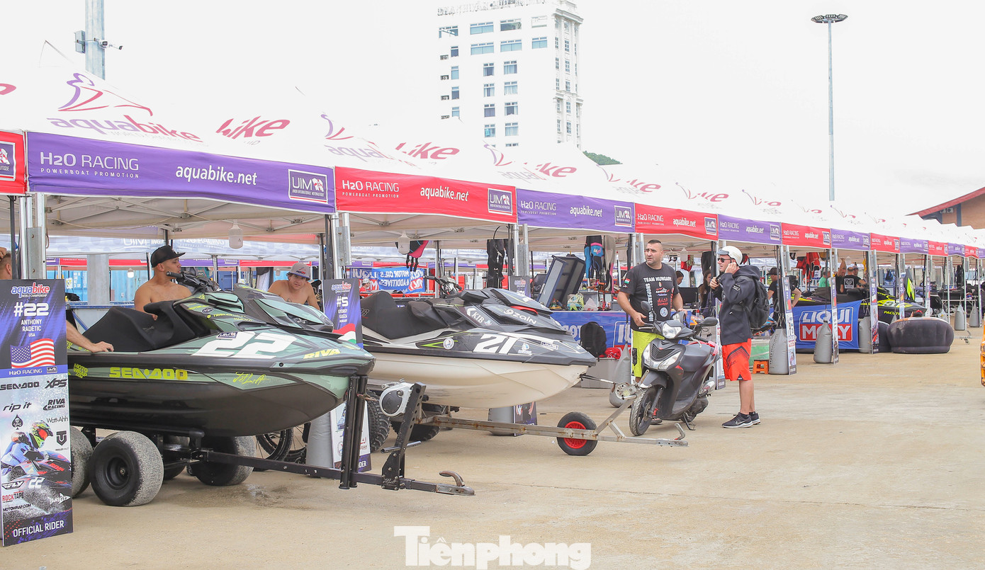 Khu vực tập trung phương tiện, thiết bị thi đấu của các VĐV.