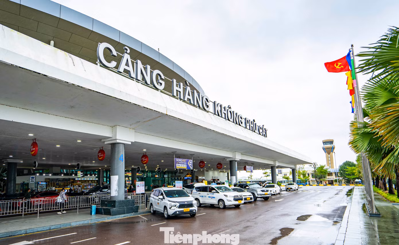 Cảng Hàng không Phù Cát (Ảnh: Dũng Nhân). Cảng Hàng không Phù Cát (Ảnh: Dũng Nhân).