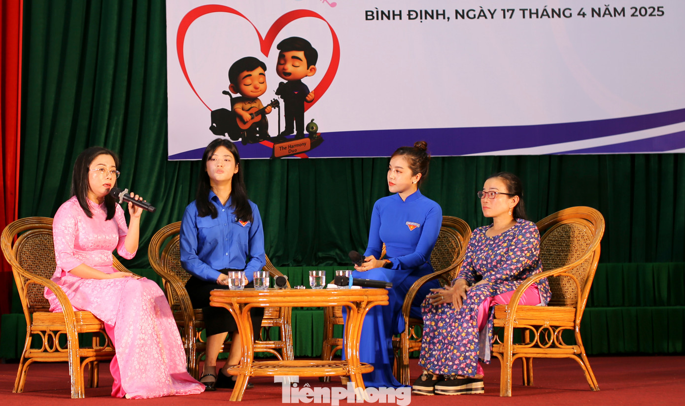 Chương trình giao lưu. Ảnh: Trương Định Chương trình giao lưu. Ảnh: Trương Định