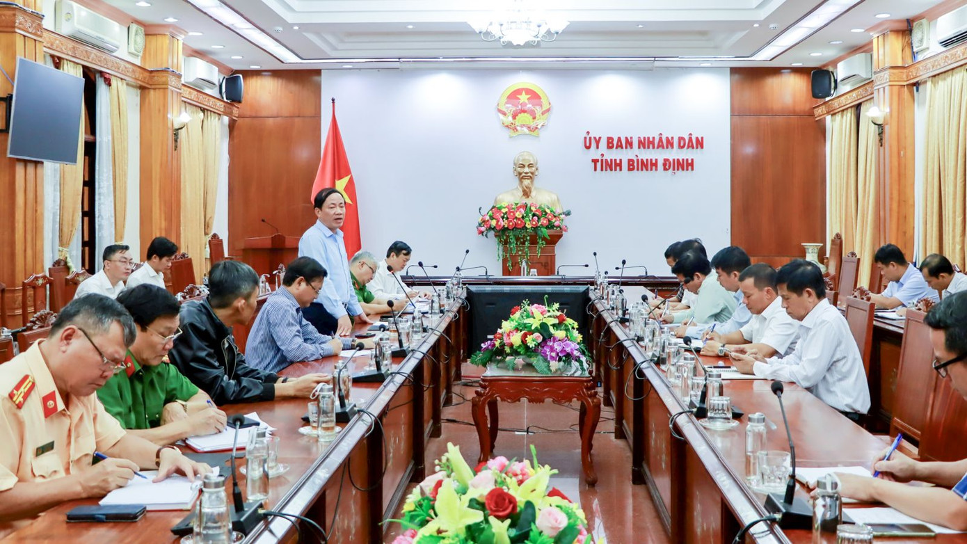 Quang cảnh buổi làm việc. Ảnh: VP UBND tỉnh Bình Định