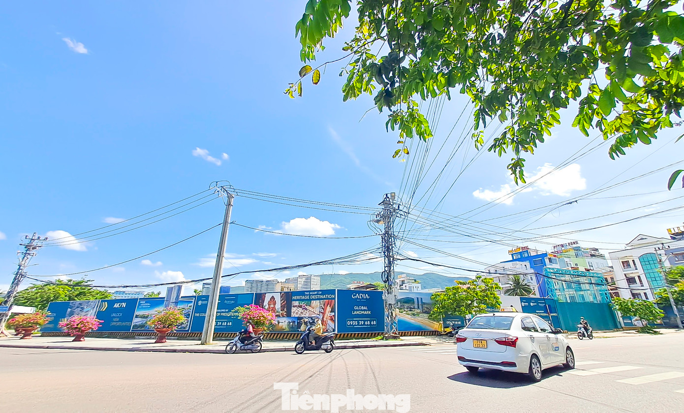 Khu đất “vàng” số 1 Ngô Mây nằm ngay ngã 5 giao giữa các đường Ngô Mây, Nguyễn Tất Thành, An Dương Vương, Xuân Diệu và Diên Hồng. Ảnh: Trương Định