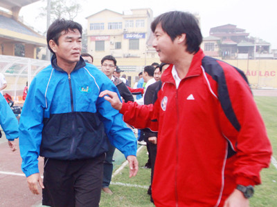 Phan Thanh Hùng và Lê Huỳnh Đức là hai ứng viên cho vị trí HLV tuyển VN. Phan Thanh Hùng và Lê Huỳnh Đức là hai ứng viên cho vị trí HLV tuyển VN