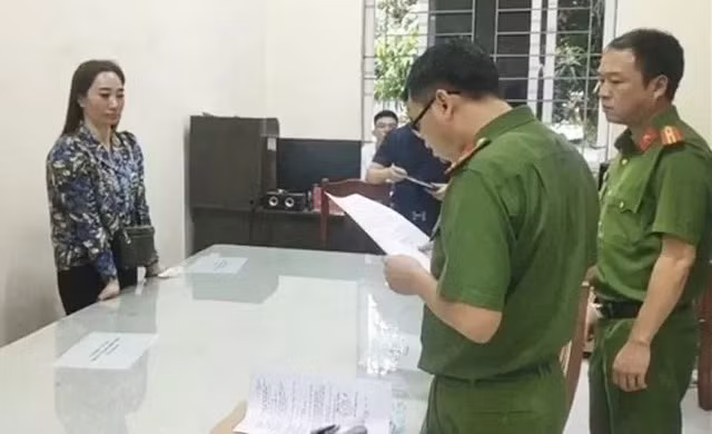 Trương Thị Hương bị khởi tố bổ sung. Trương Thị Hương bị khởi tố bổ sung.