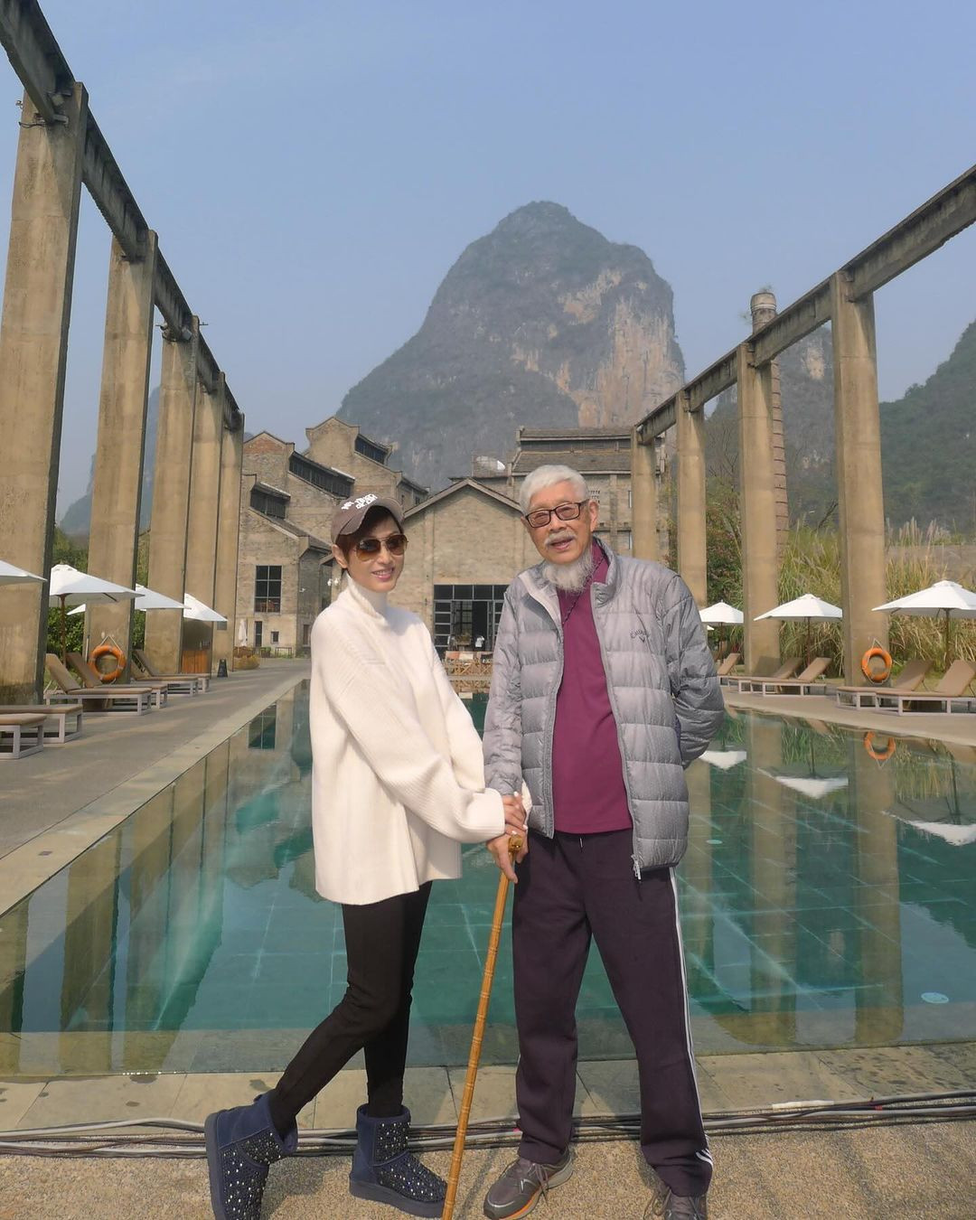 Về đời tư, Trần Pháp Dung chủ động lựa chọn cuộc sống độc thân. Tháng 6/2023, cô hoàn thành hồ sơ di chúc với cơ quan chức năng, phân chia quyền thừa kế gia sản cho anh em, cháu, sau khi cô qua đời. Cô được bạn bè đánh giá là người độc lập và không sợ cô đơn. Người hâm mộ từng bắt gặp nữ diễn viên đi ăn sushi một mình. Thời gian rảnh, Trần Pháp Dung cùng bố đi du lịch, thăm thú nhiều nơi thú vị.