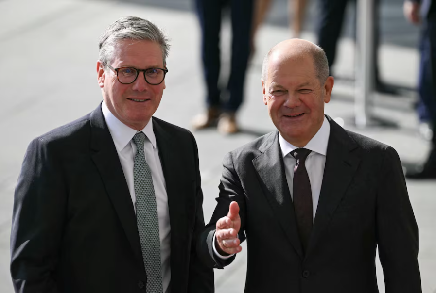 Thủ tướng Anh Keir Starmer và Thủ tướng Đức Olaf Scholz tại Berlin, ngày 28/8. (Ảnh: Reuters) Thủ tướng Anh Keir Starmer và Thủ tướng Đức Olaf Scholz tại Berlin, ngày 28/8. (Ảnh: Reuters)