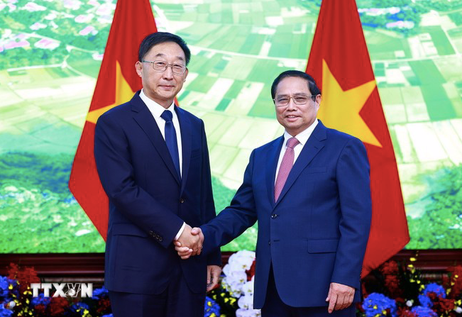 Thủ tướng Phạm Minh Chính tiếp đồng chí Lưu Ninh, Bí thư Đảng ủy Khu tự trị dân tộc Choang Quảng Tây, Trung Quốc. (Ảnh: TTXVN) Thủ tướng Phạm Minh Chính tiếp đồng chí Lưu Ninh, Bí thư Đảng ủy Khu tự trị dân tộc Choang Quảng Tây, Trung Quốc. (Ảnh: TTXVN)