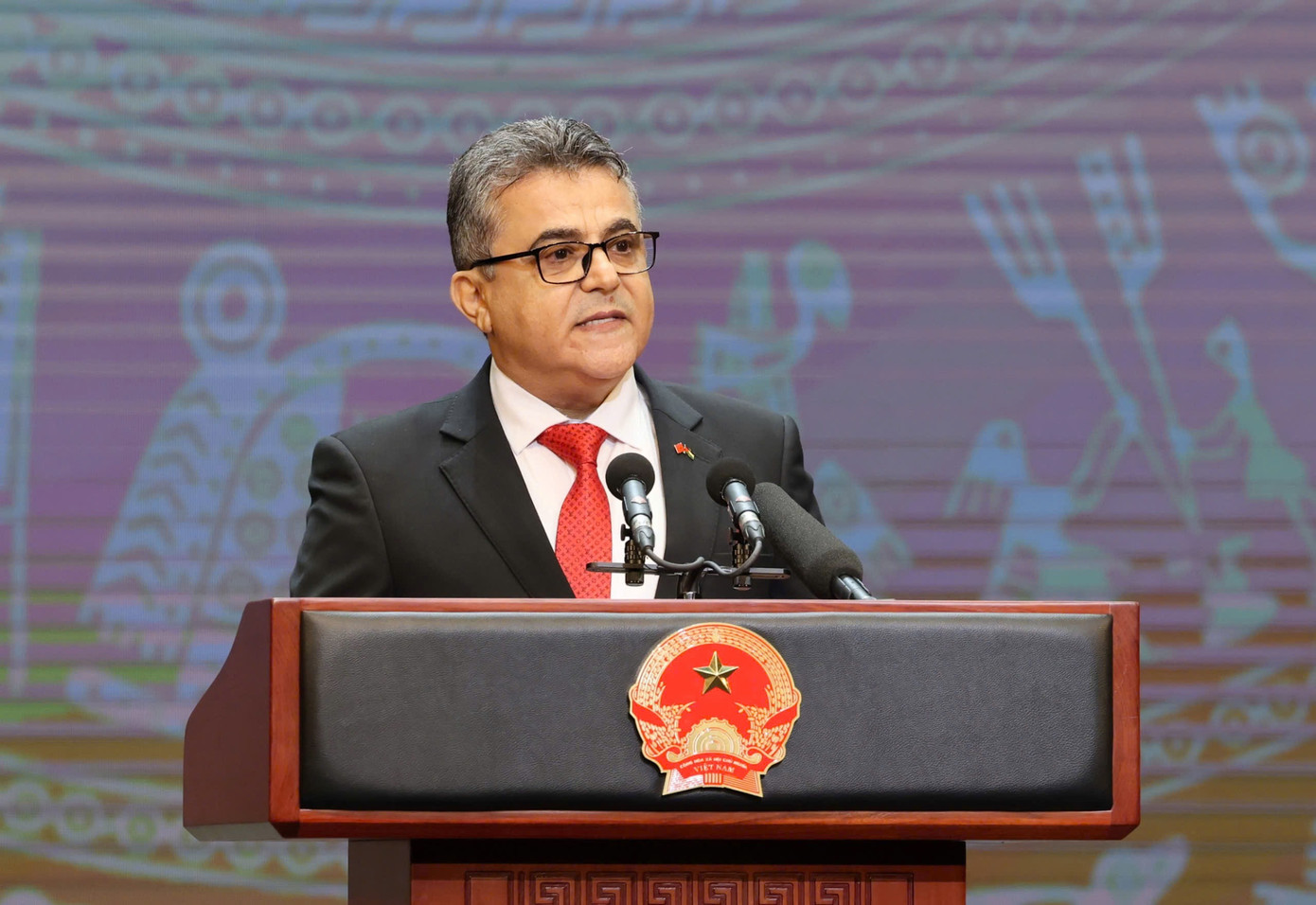 Đại sứ Palestine tại Việt Nam Saadi Salama phát biểu tại lễ kỷ niệm. (Ảnh: Quang Phúc)