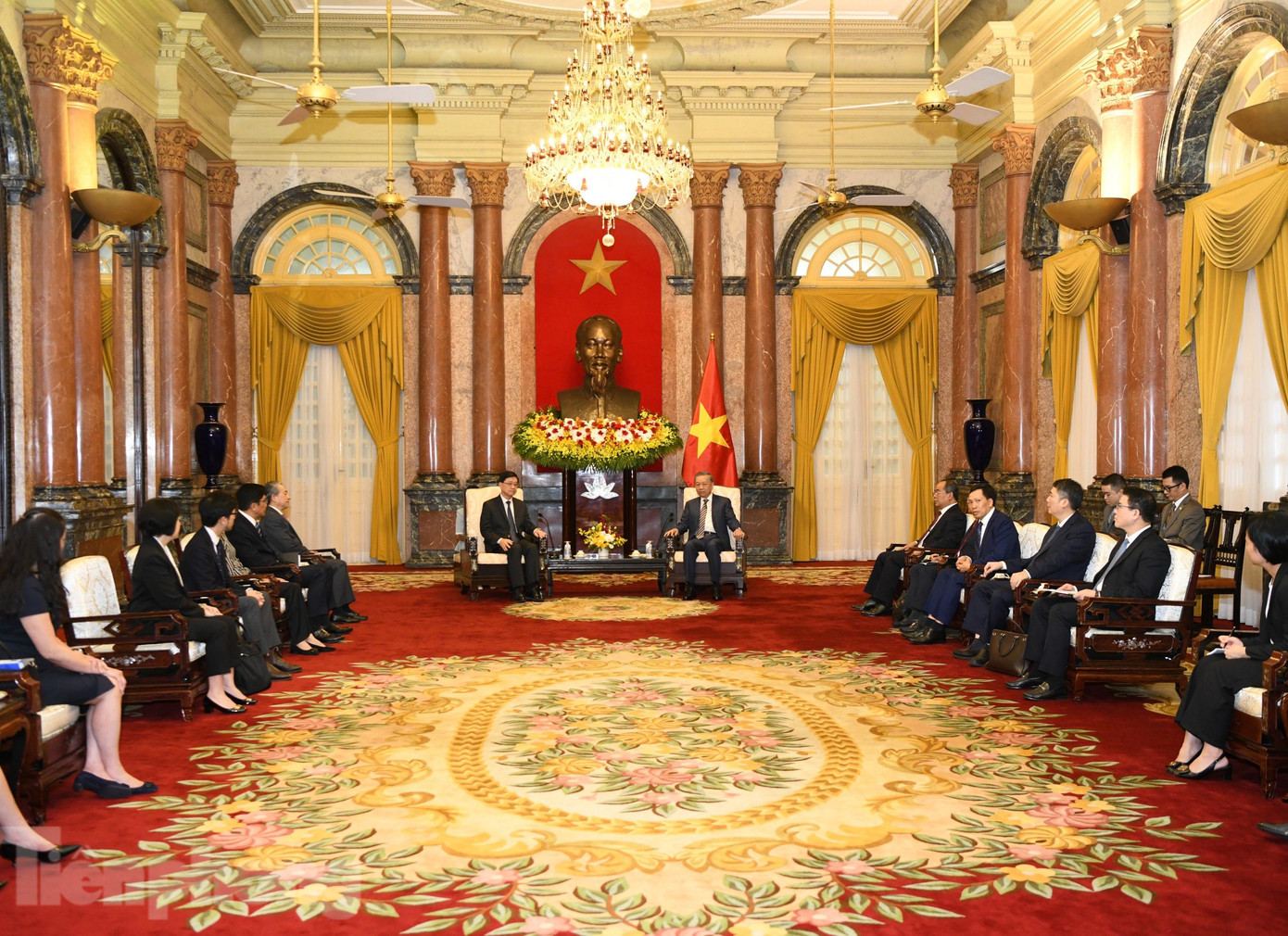 Chủ tịch nước Tô Lâm tiếp Trưởng Khu hành chính đặc biệt Hong Kong (Trung Quốc) Lý Gia Siêu, ngày 1/8. (Ảnh: Như Ý) Chủ tịch nước Tô Lâm tiếp Trưởng Khu hành chính đặc biệt Hong Kong (Trung Quốc) Lý Gia Siêu, ngày 1/8. (Ảnh: Như Ý)