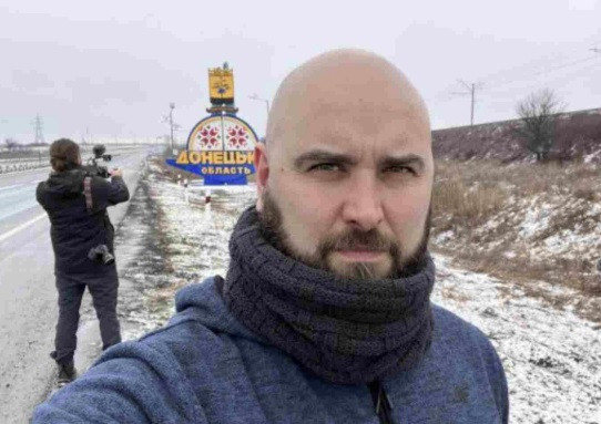 Pablo González khi đang làm phóng viên tự do