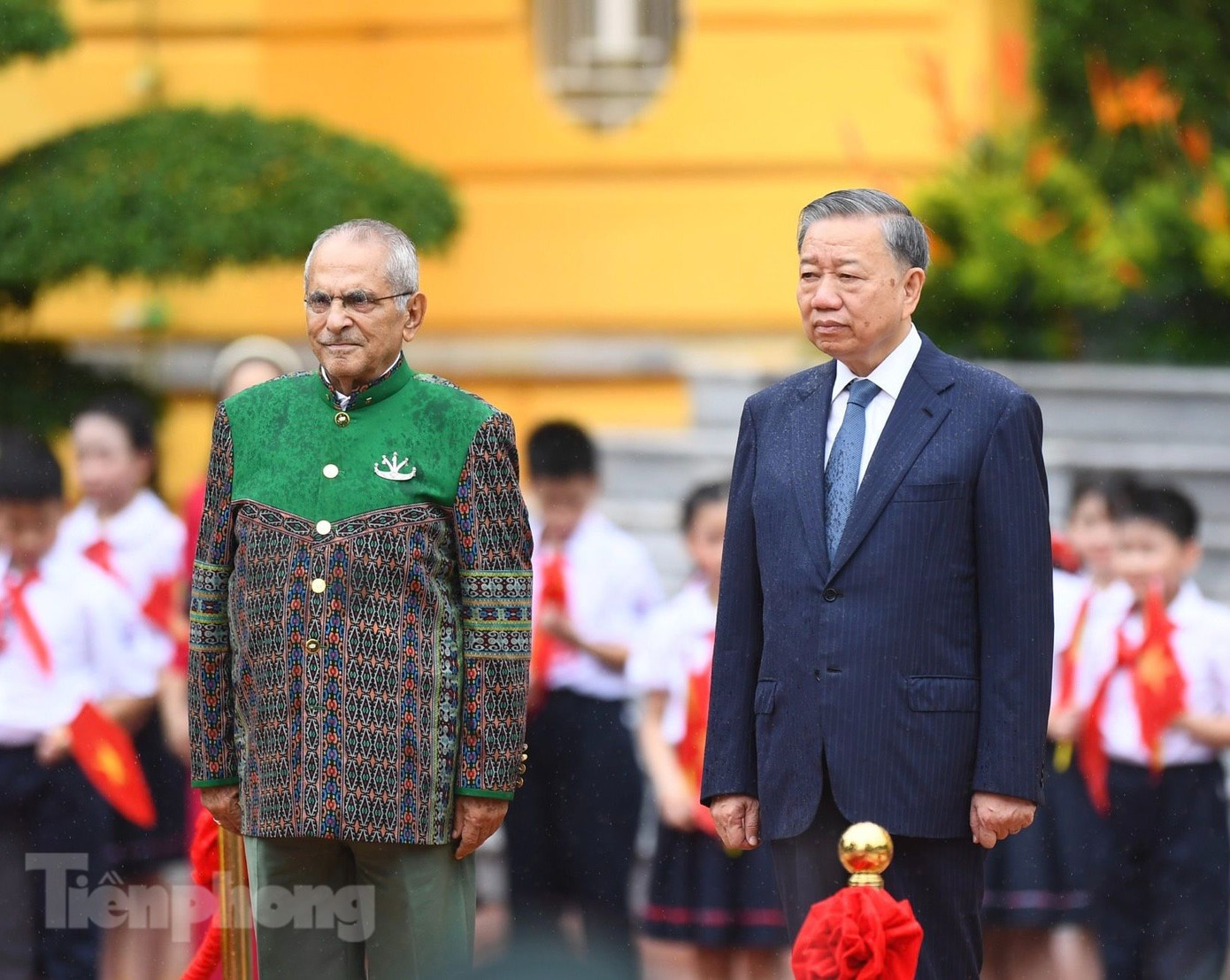 Chủ tịch nước Tô Lâm và Tổng thống Timor-Leste José Ramos-Horta tại lễ đón. (Ảnh: Như Ý) Chủ tịch nước Tô Lâm và Tổng thống Timor-Leste José Ramos-Horta tại lễ đón. (Ảnh: Như Ý)