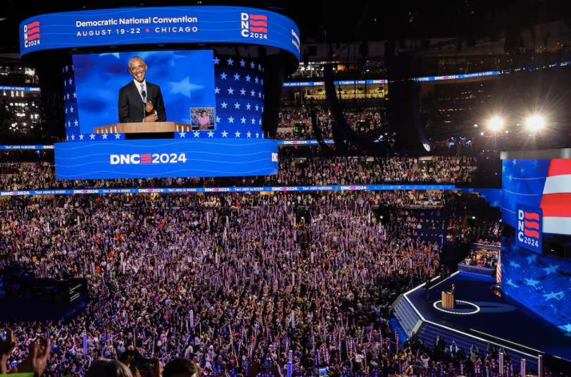 Đông kín người trong hội trường nơi diễn ra Đại hội toàn quốc của đảng Dân chủ. (Ảnh: Reuters)