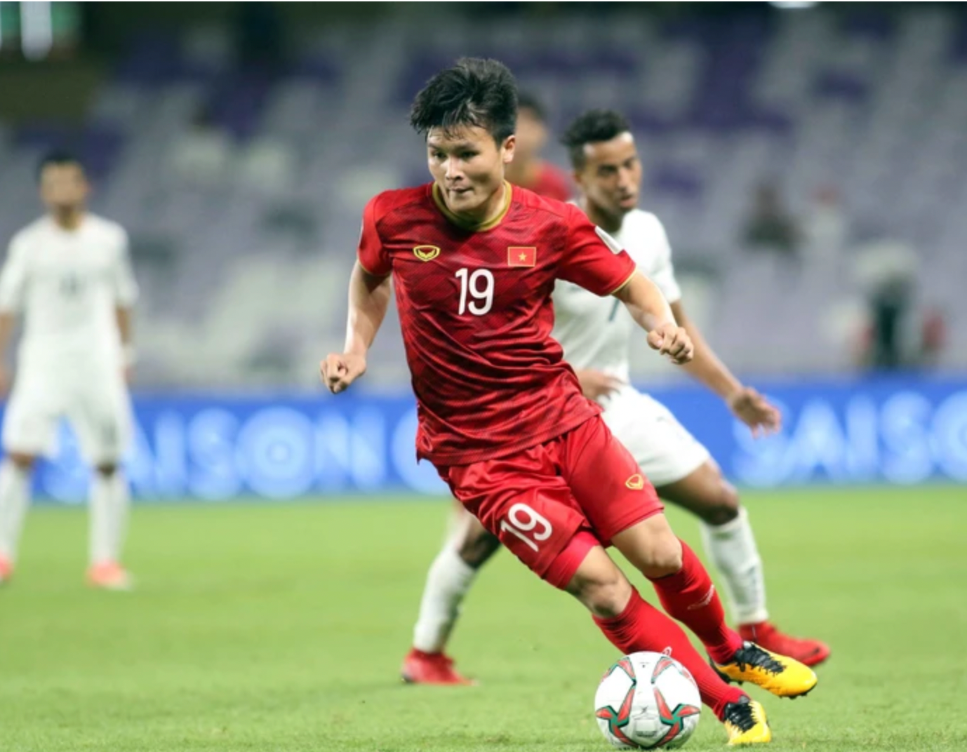 Quang Hải không có nhiều ưu thế trong cuộc đua Quả bóng vàng 2024 trước Hoàng Đức và Tiến Linh Quang Hải không có nhiều ưu thế trong cuộc đua Quả bóng vàng 2024 trước Hoàng Đức và Tiến Linh