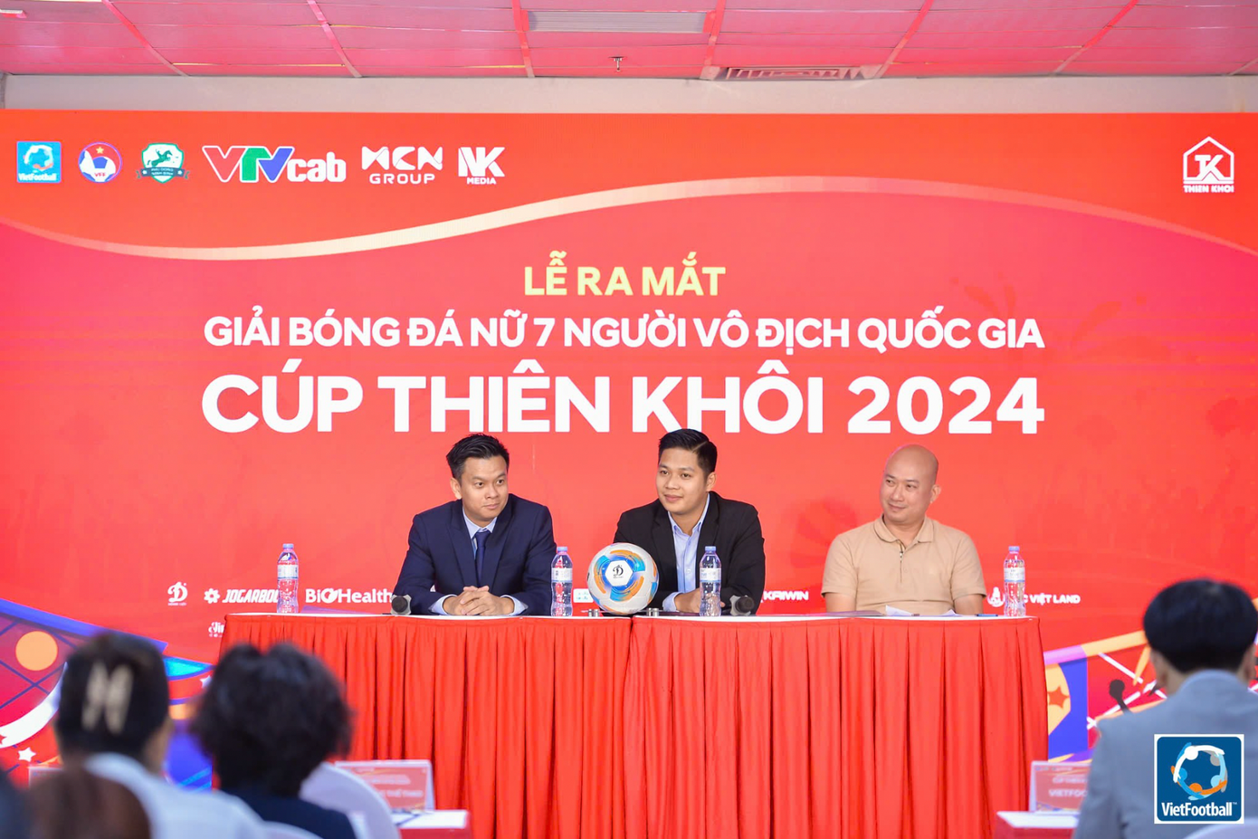 Họp báo ra mắt cúp bóng đá 7 người quốc gia 2024 chiều 5/11 tại Hà Nội (ảnh Anh Liêm)