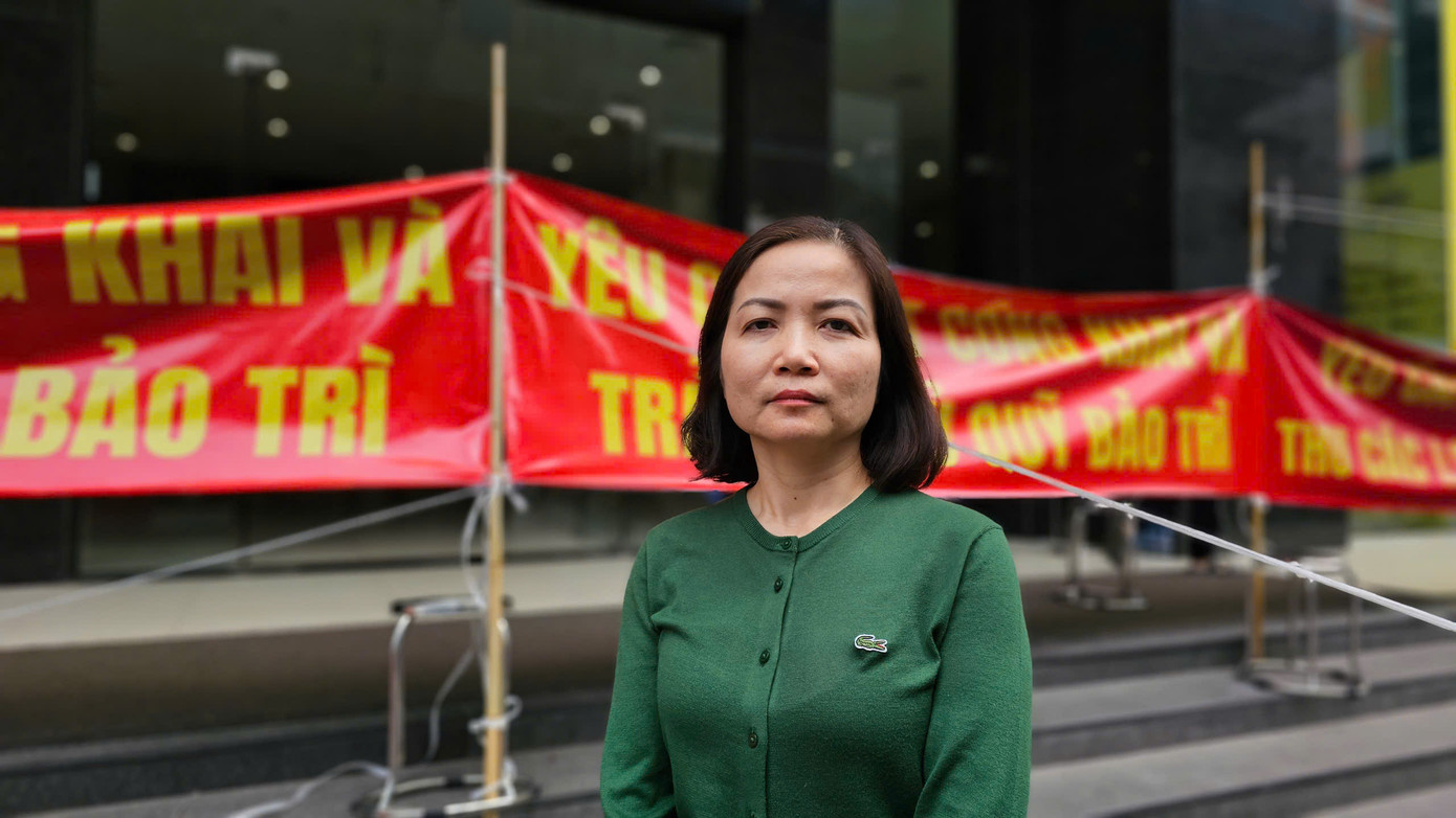 Bà Mạnh Thị Thanh Nga, Trưởng BQT chung cư Discovery Complex 302 Cầu Giấy.