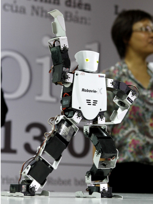 Thể hiện động tác Aerobic. Thể hiện động tác Aerobic