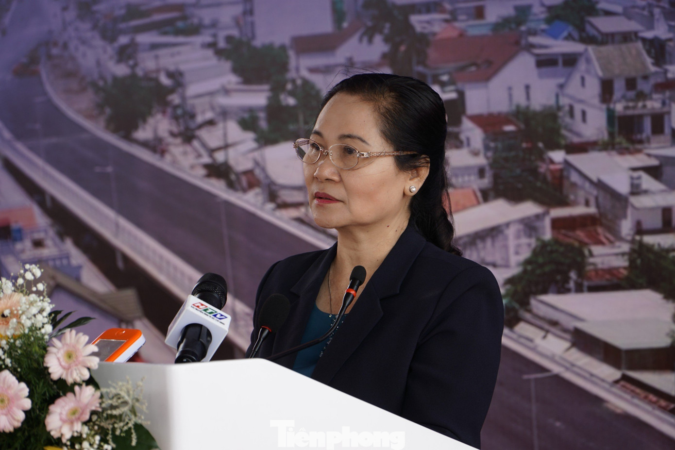 Chủ tịch HĐND TPHCM Nguyễn Thị Lệ phát biểu tại buổi lễ. Chủ tịch HĐND TPHCM Nguyễn Thị Lệ phát biểu tại buổi lễ.