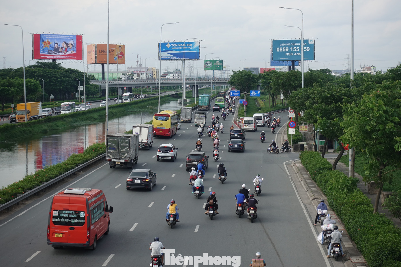 Cửa ngõ phía Tây TPHCM khá thông thoáng trong buổi chiều 4/9.