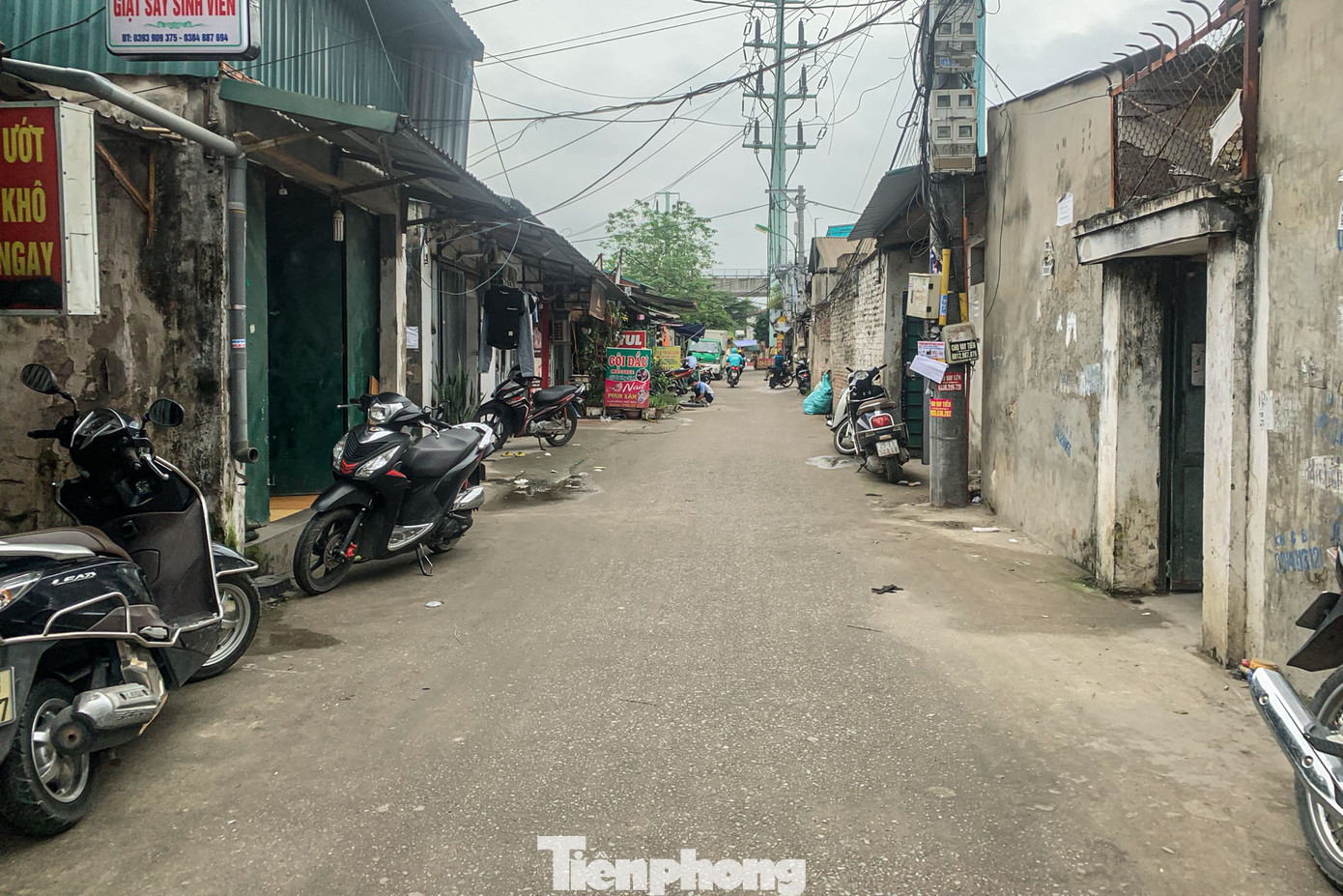 Hình ảnh tại điểm cuối dự án, nút giao với đường 32 (Bắc Từ Liêm) chưa được triển khai.