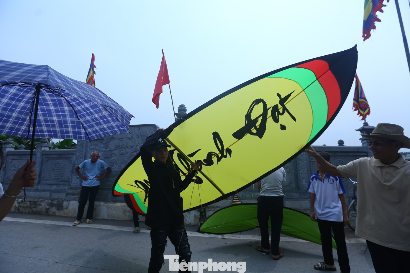 Lễ hội thu hút mọi lứa tuổi từ người già đến thanh niên đến tham dự với tinh thần giao lưu học hỏi.