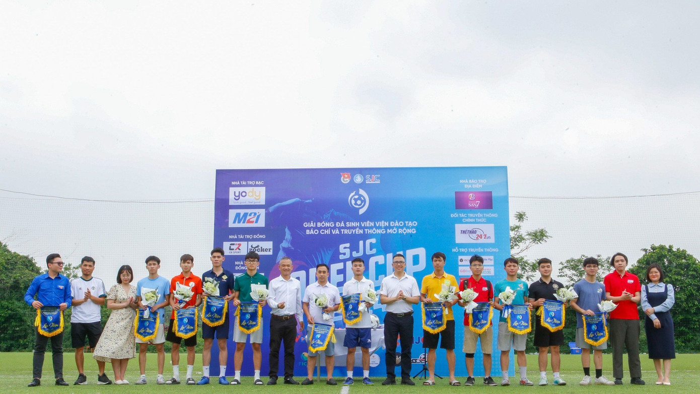 12 Đội bóng tham gia tranh tài tại giải bóng đá SJC Open Cup 2024. 12 Đội bóng tham gia tranh tài tại giải bóng đá SJC Open Cup 2024.