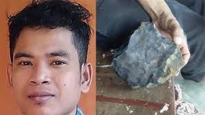 Theo Viện Hành tinh và Mặt trăng ở Texas, Mỹ, tảng thiên thạch này ước tính bao nhiêu tỷ năm tuổi?